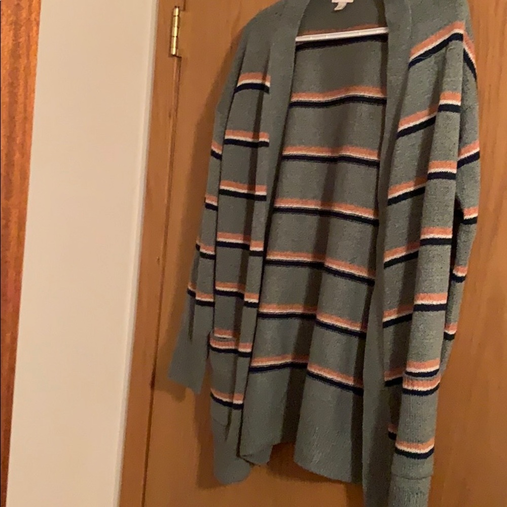 Aqua striped cardigan 💙